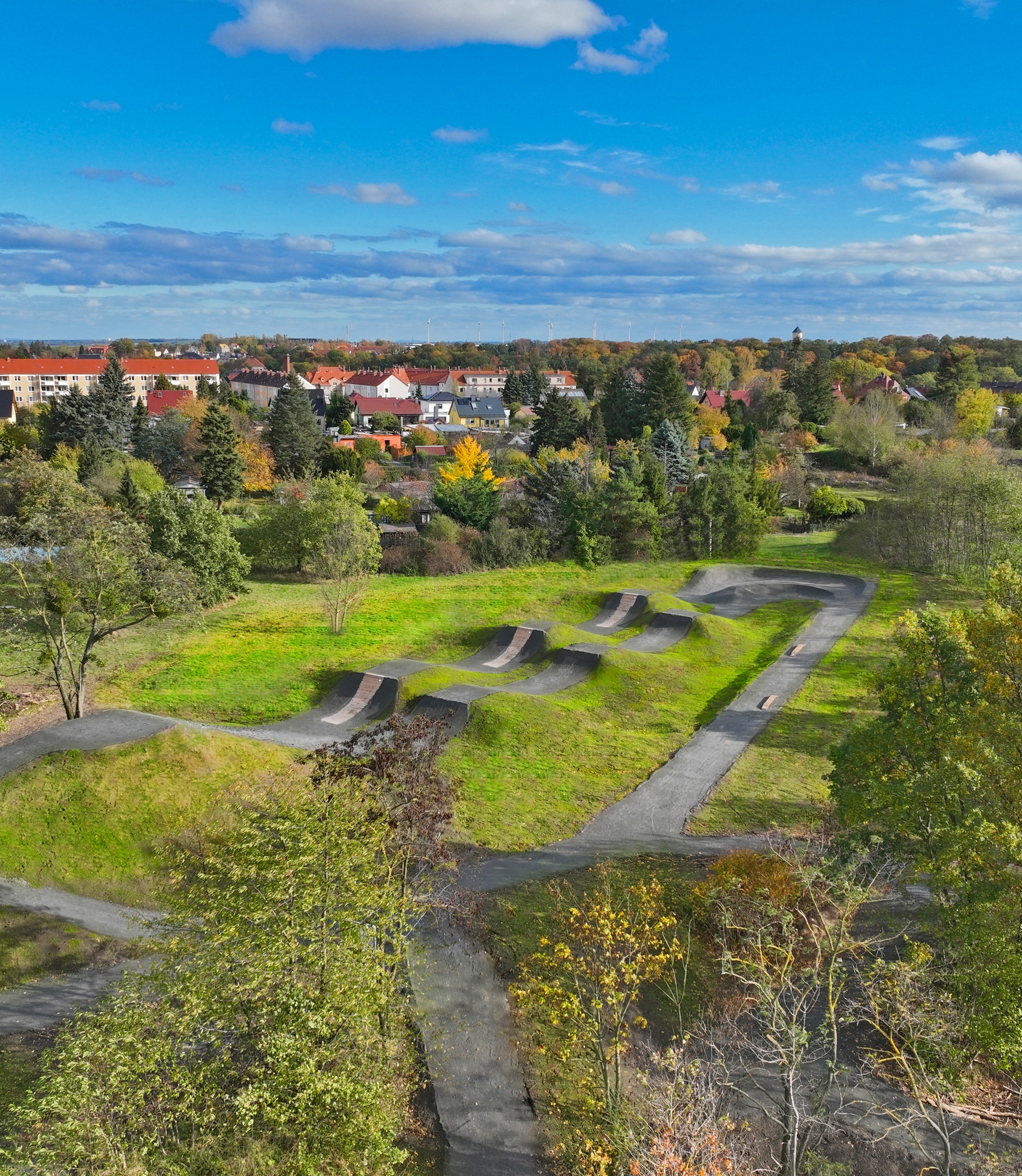 RadQuartier Parks Dirt Jump Park Dirtpark